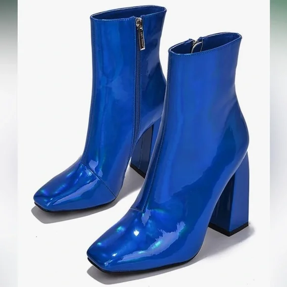 •CAPE ROBBIN• “Hayward” Blue Heeled Booties // square toe + block heel // NIB - Picture 2 of 16